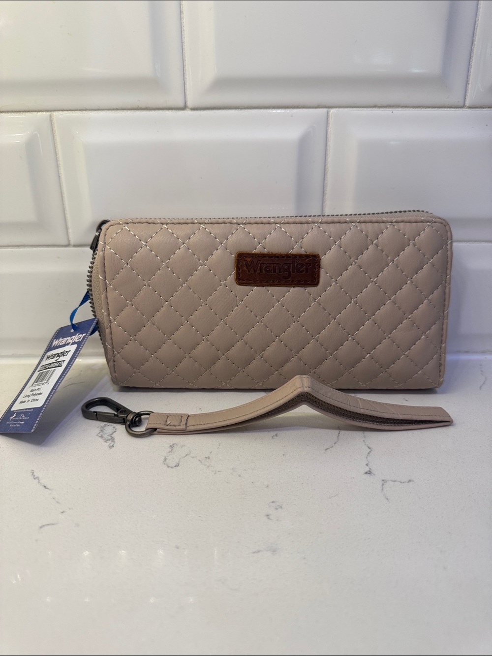 Wrangler Quilted Zip Wallet in Light Taupe with Brown Patch